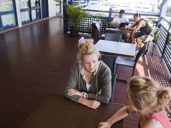 Surfers Paradise Yha Southport Buitenkant foto
