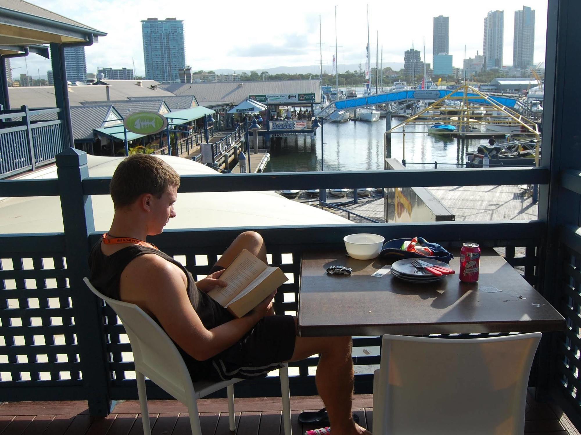 Surfers Paradise Yha Southport Buitenkant foto