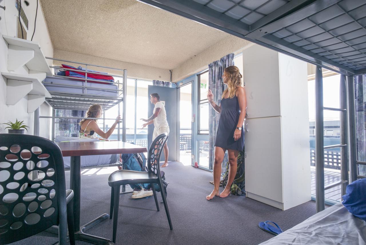 Surfers Paradise Yha Southport Buitenkant foto