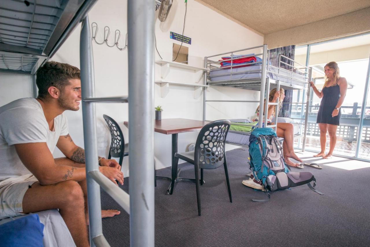 Surfers Paradise Yha Southport Buitenkant foto